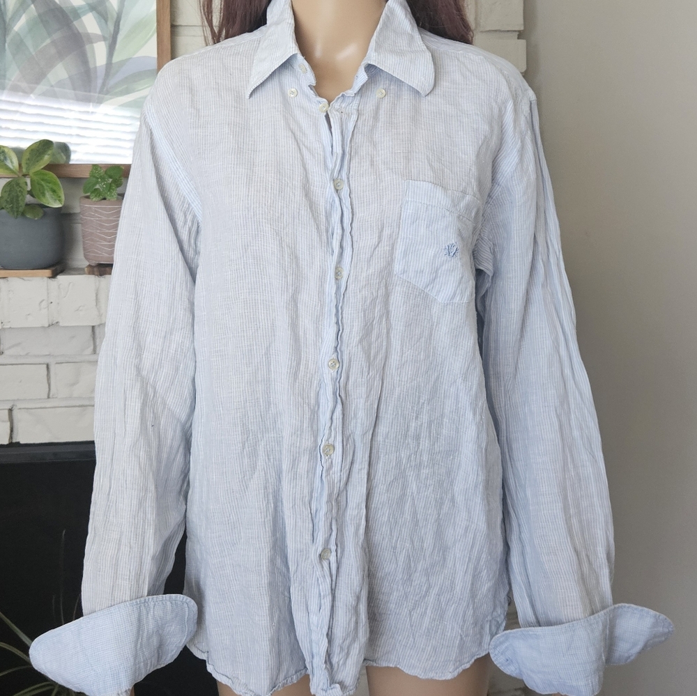 Fusaro men's dress shirt medium light blue pinstripes button down long sleeves